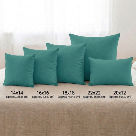 Unifarbener Kissenbezug aus 100 % Baumwolle in Jade, quadratisch aufgestellt. Erhältlich in den 5 Größen 35x35 cm (14"x14"), 40x40 cm (16"x16"), 45x45 cm (18"x18"), 55x55 cm (22"x22") sowie als Lendenkissen in 50x30 cm (20"x12").