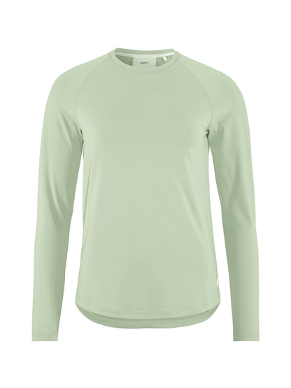 Langärmliges Sportshirt in der Farbe Glacial mit rundem Halsausschnitt, Raglanärmeln und locker körpernaher Passform. Der Saum ist leicht abgerundet und hinten etwas länger geschnitten.