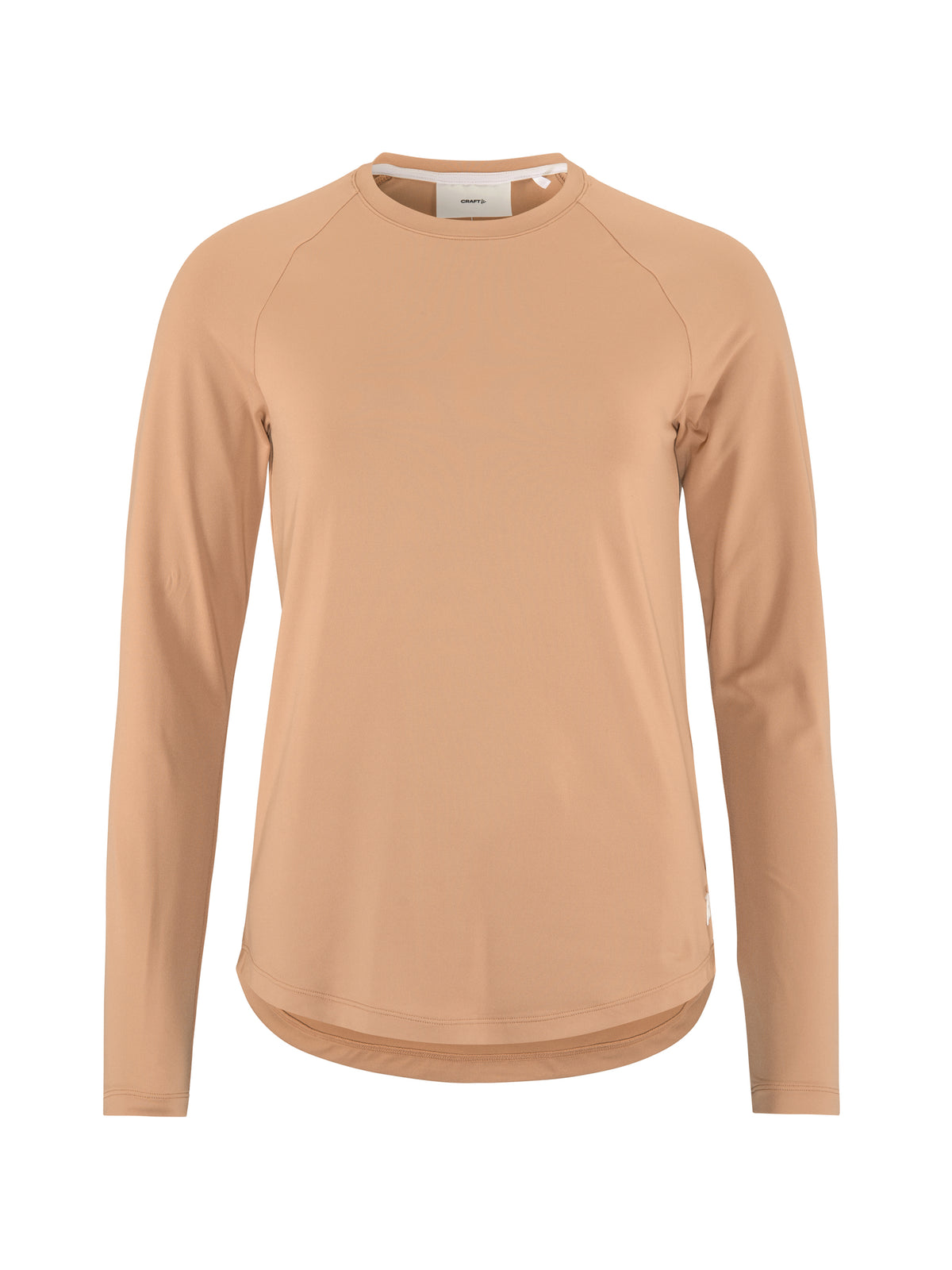 Langärmliges Sportshirt in der Farbe Syrup mit rundem Halsausschnitt, Raglanärmeln und locker körpernaher Passform. Der Saum ist leicht abgerundet und hinten etwas länger geschnitten.