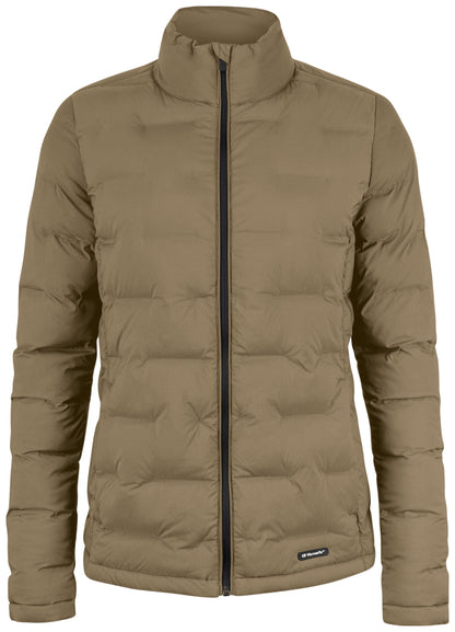 Gesteppte Jacke in Khaki mit hohem Stehkragen und unterschiedlich großen, rechteckigen Steppkammern. Die körpernahe Form verläuft gerade bis zur Hüfte.