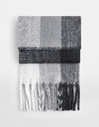 Oversized Schal für Damen in Grey Check aus weichem, voluminösem Material mit leicht strukturierter Oberfläche, breiter Form und langen, dicht gesetzten Fransen an beiden Enden.