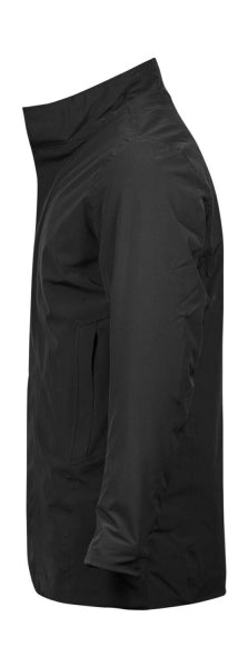 Ein Herren All Weather Parka in  schwarz mit geradem, längerem Schnitt bis über die Hüfte. Schlichtes Design mit hochstehendem Kragen, verdecktem Frontreißverschluss und zwei seitlichen Reißverschlusstaschen.