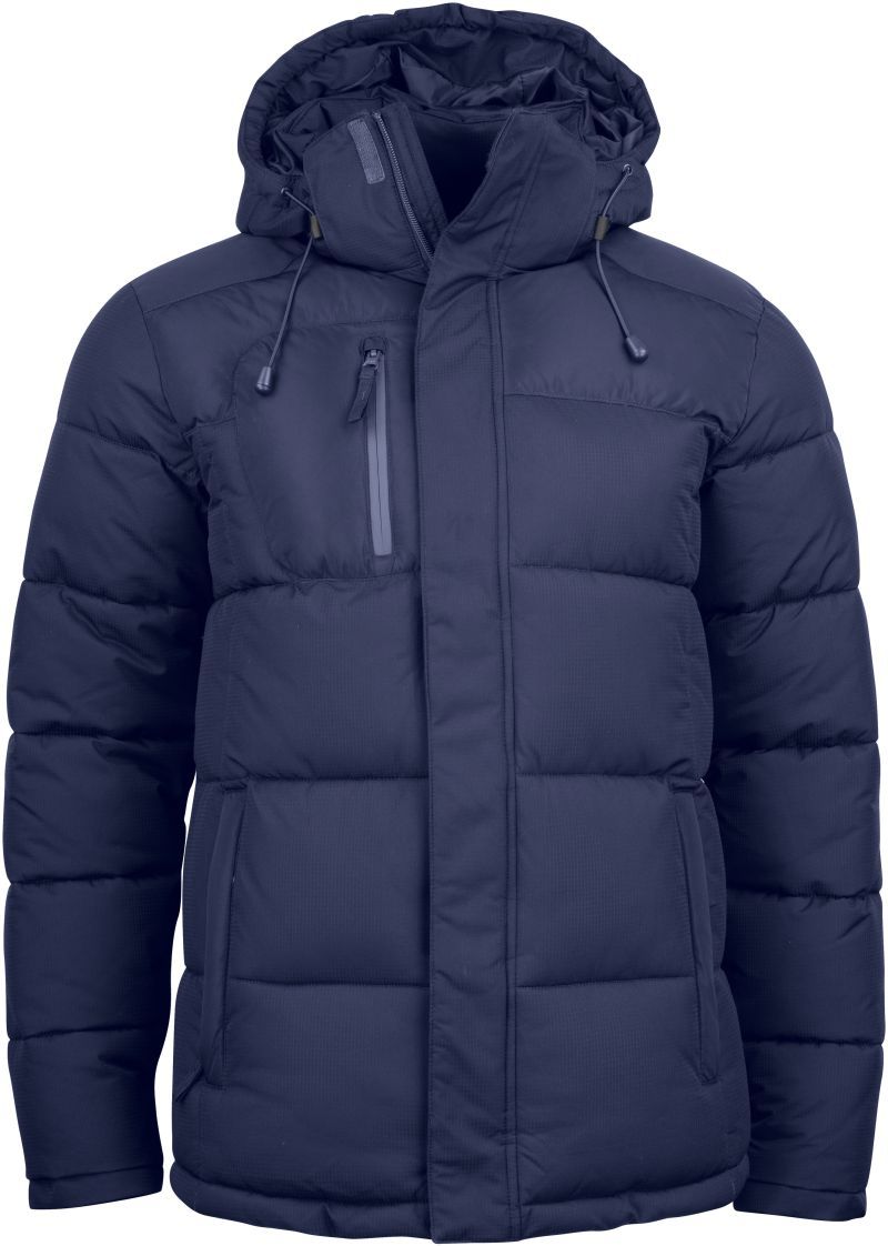 Herren Colorado Winterjacke in Dark Navy mit horizontaler Steppung und hüftlangem Schnitt. Die Jacke hat eine Kapuze, einen durchgehenden Frontreißverschluss und zwei seitliche Eingriff Taschen.