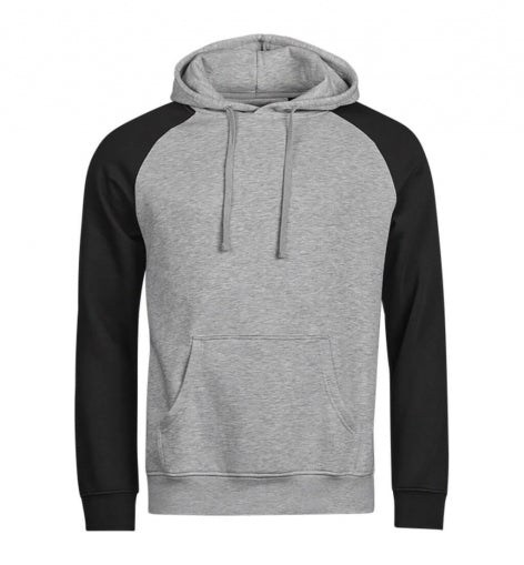 Herren Kapuzen-Sweater in Heather und Black mit kontrastierenden Raglanärmeln. Lässige Passform mit Kapuze und Kordelzug, breiten Rippbündchen und großer Kängurutasche auf der Vorderseite.