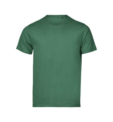 Herren Urban Luxury Tee in Cactus mit cleanem, einfarbigem Design. Kurzärmeliges Baumwoll-T-Shirt mit Rundhalsausschnitt, geradem Schnitt und schlichtem, modernem Erscheinungsbild.