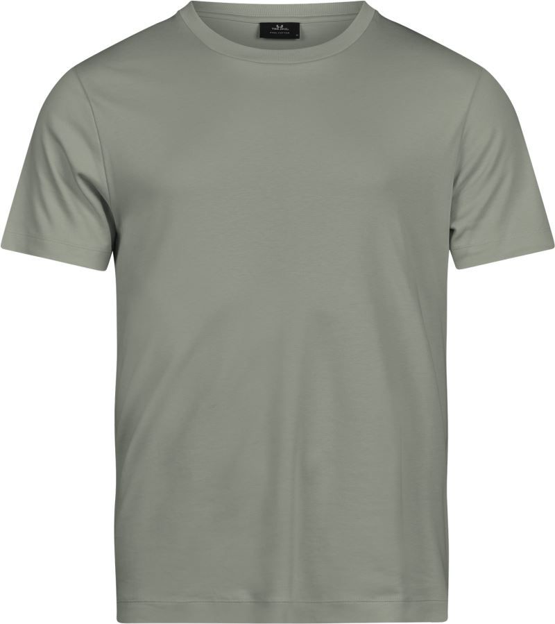 Herren Urban Pima Baumwoll T-Shirt in Sage mit cleanem, einfarbigem Design. Kurzärmeliges Baumwoll-T-Shirt mit Rundhalsausschnitt, geradem Schnitt und schlichtem, modernem Erscheinungsbild.