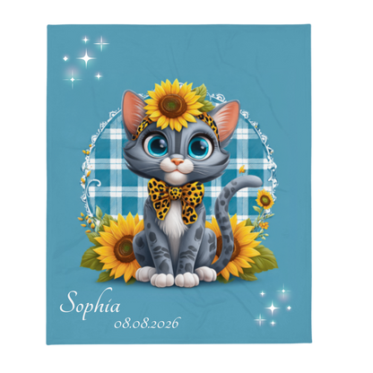 Kuscheldecke Sophia mit grauer Katze, Sonnenblumen und türkisem Hintergrund sowie türkisgrünem und weißem Karomuster