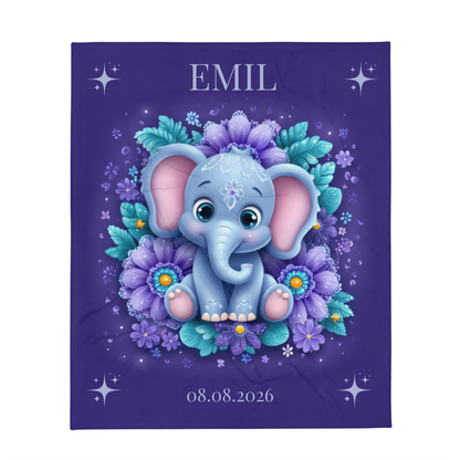 Personalisierbare Kuscheldecke Nelli für Kinder mit blauem Elefanten, violetten Blumen und individuellem Namen