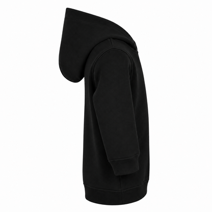 Einfarbiger Baby-Kapuzenpullover in schwarzer Tinte ohne Kängurutasche, mit überlappender Kapuze und breiten Rippbündchen an Ärmeln und Saum.