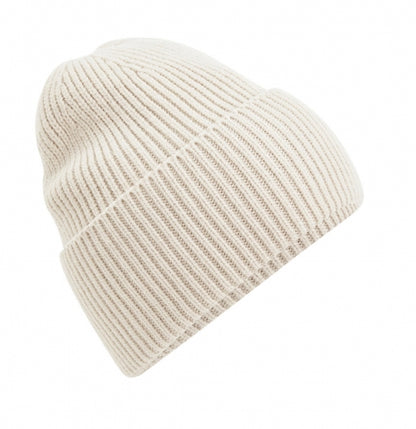 Unisex Strickmütze in Oatmeal
 mit breitem Umschlag und Rippstrick.