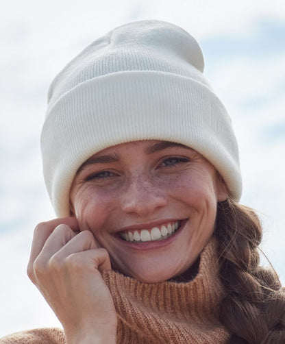 Unisex Strickmütze in mit breitem Umschlag und Rippstrick.