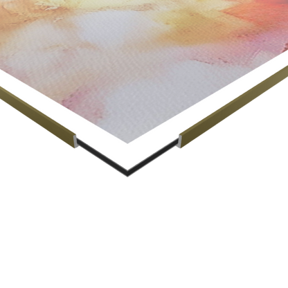 Das Aquarellmotiv „Rebirth through Fire“ zeigt einen majestätischen Phönix mit weit ausgebreiteten Flügeln, der aus feurigen, leuchtend roten, orangen und gelben Farbexplosionen aufsteigt. Hochauflösender Fine Art Pigmentdruck mit mattem Acrylglas im goldenen 2 mm Metallrahmen.